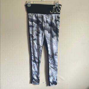Justice Black and Gray Marble Leggings (Bin X)​